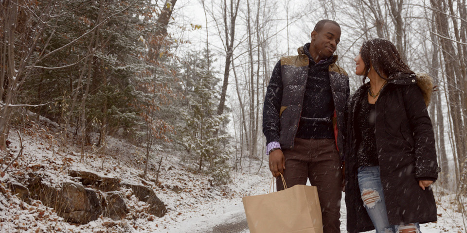 magpie jewellery, ourMode, TNA jacket, h&m, winter couples photo, cozy winter fashion, winter lifestyle, winter street style